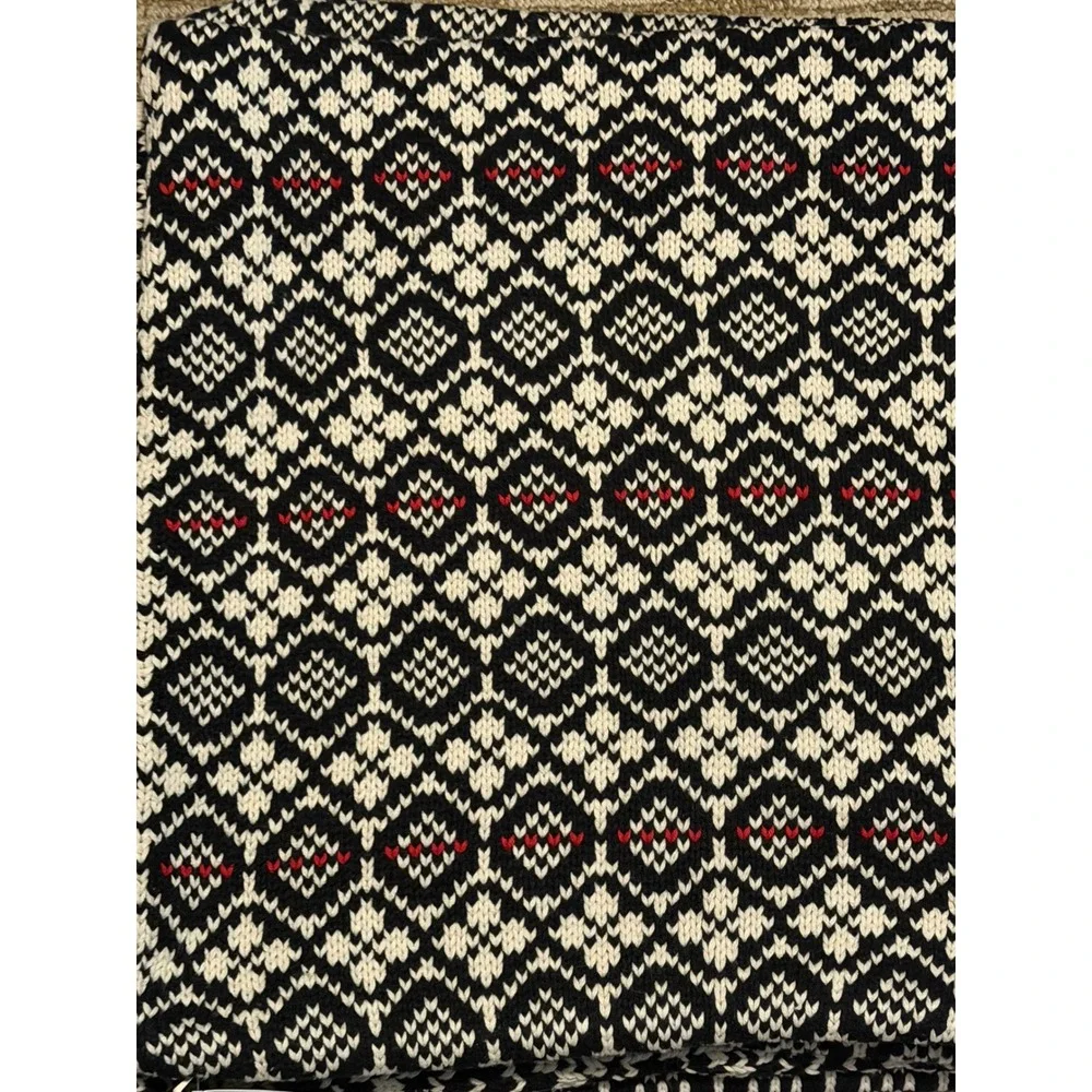 Pottery Barn Fair Isle Knit Pillow Covers 18x18 Black White Red Lot of 4 NWT